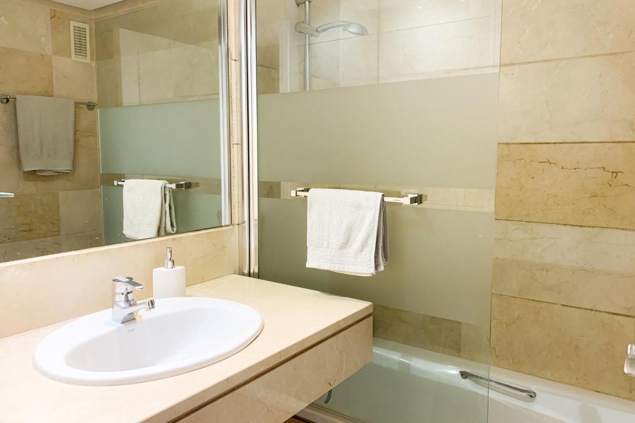 3 Room Lux Apt Puerto Banus-Terrace 5 Min To Beach Marbella Esterno foto